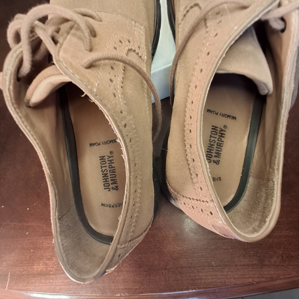 Men's Tan Suede Oxford Shoes - Picture 7 of 10